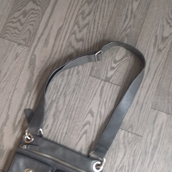 Genuine leather bag by Danier 🌸🌸🌸 - Picture 3 of 12